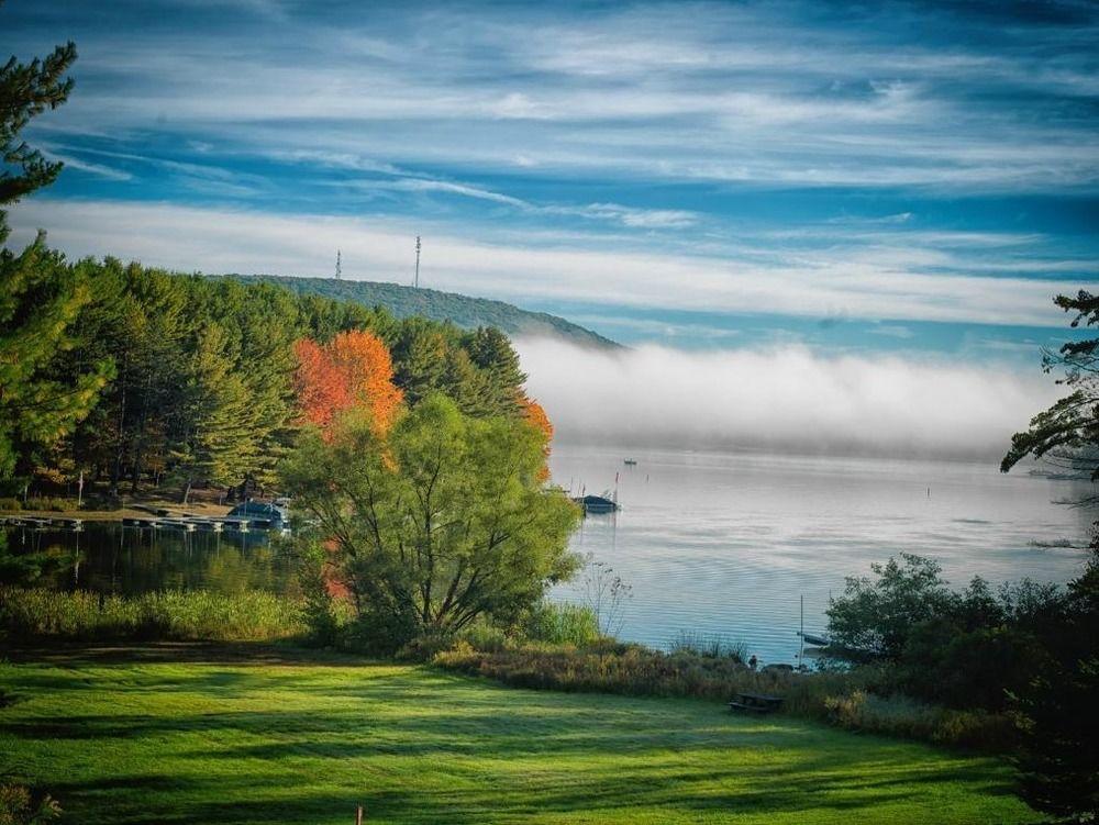 Inn At Deep Creek オークランド エクステリア 写真